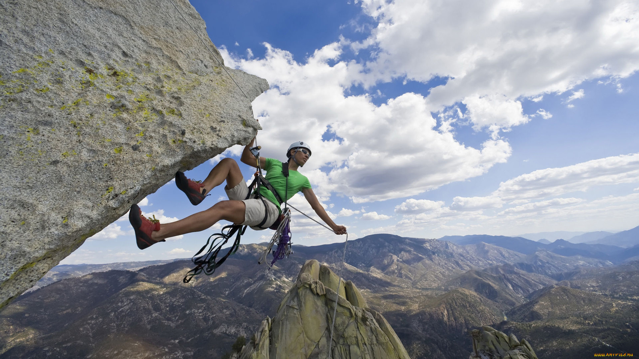 Climb a high mountain. Энди Харрис альпинист. Горы. Экстремальный туризм. Покорители вершин.